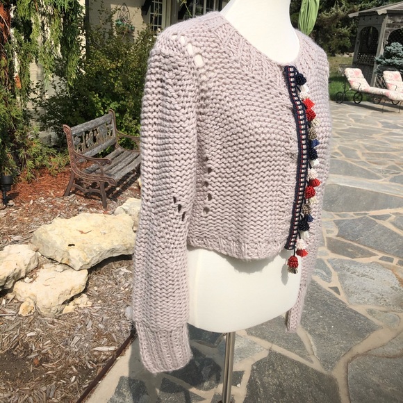 Max Martin crop large knit sweater L with tassels - Picture 9 of 9